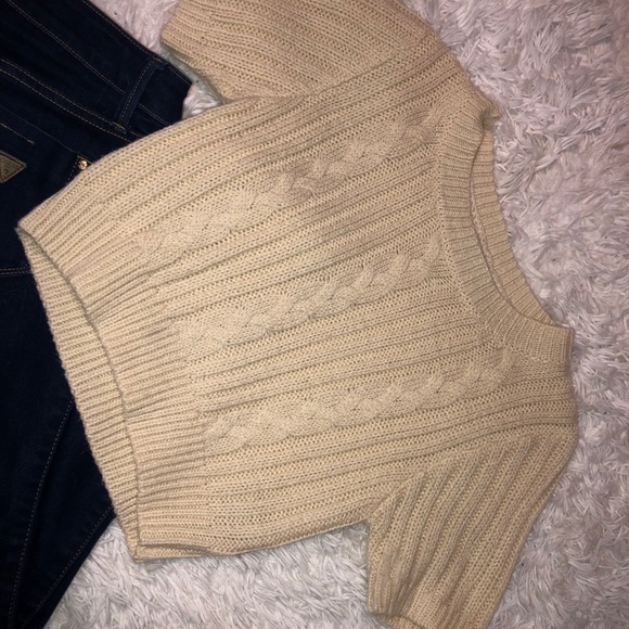 Cecico beige knitted cropped short sleeve - Picture 1 of 3